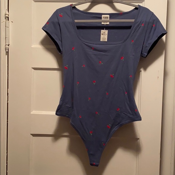 VS Pink Lot of 2 Tops (pullover & bodysuit) - Picture 4 of 5